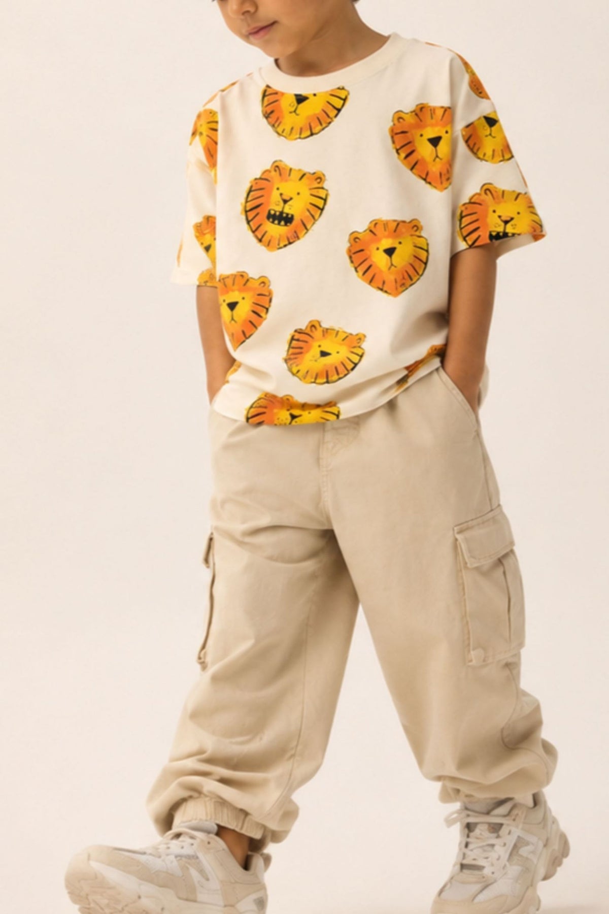 White lion-face print t-shirt, front view with all-over pattern